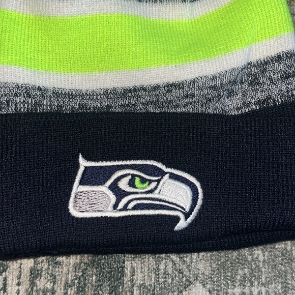 Seattle Seahawks toboggan knit hat - Picture 3 of 6